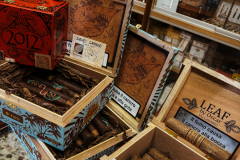 Island-Jim-Leaf-e-2012-by-oscar-valladares